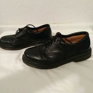 Dr Marten Oxford lace up black size 10 # 11849
